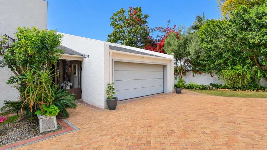 4 Bedroom Property for Sale in Groenvlei Western Cape